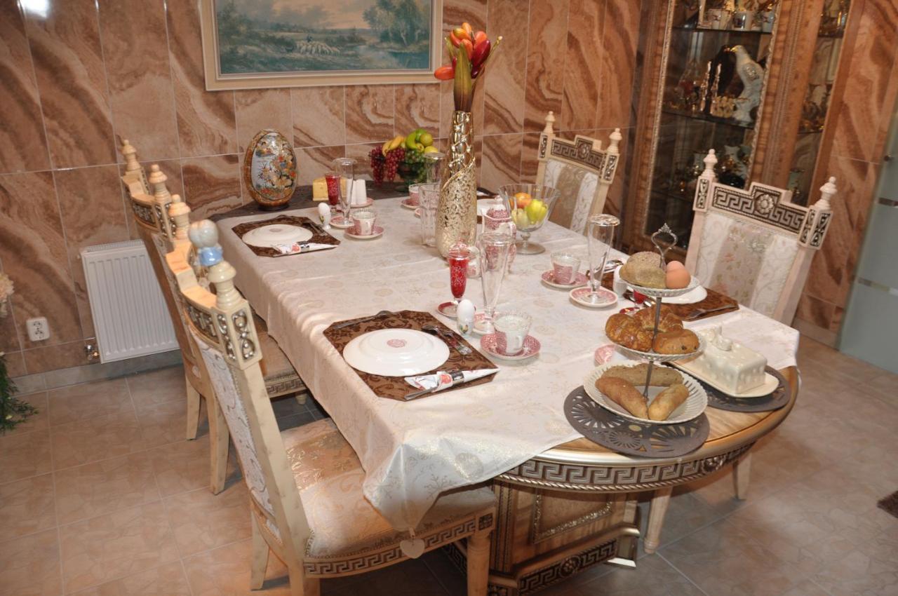 Bed & Breakfast Rita 델프지즐 외부 사진